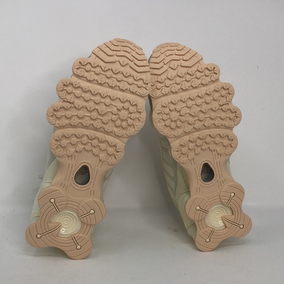 Nike Women’s Shox TL IH5075-219 Pearl White Soft Pearl Running Shoes - Size 9.5 - Picture 12 of 16